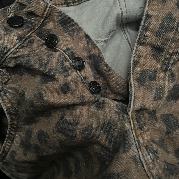 We The Free Good Luck Barrel Cheetah jeans - Picture 11 of 16